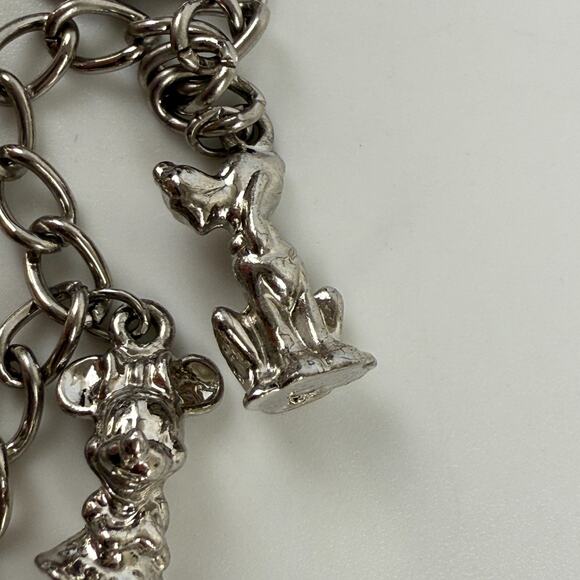 Disney Mickey Mouse Minnie Donald Duck Goofy Pluto Silver Tone Charm Bracelet 7" - Picture 7 of 10